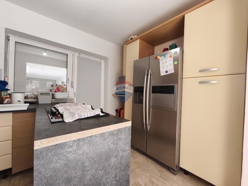 Hiša Donja Drenova, Sveti Ivan Zelina, 580m2