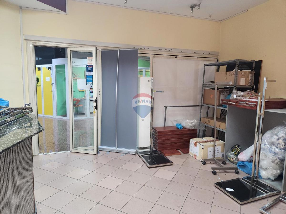 Poslovni prostori Centar, Rijeka, 5,80m2