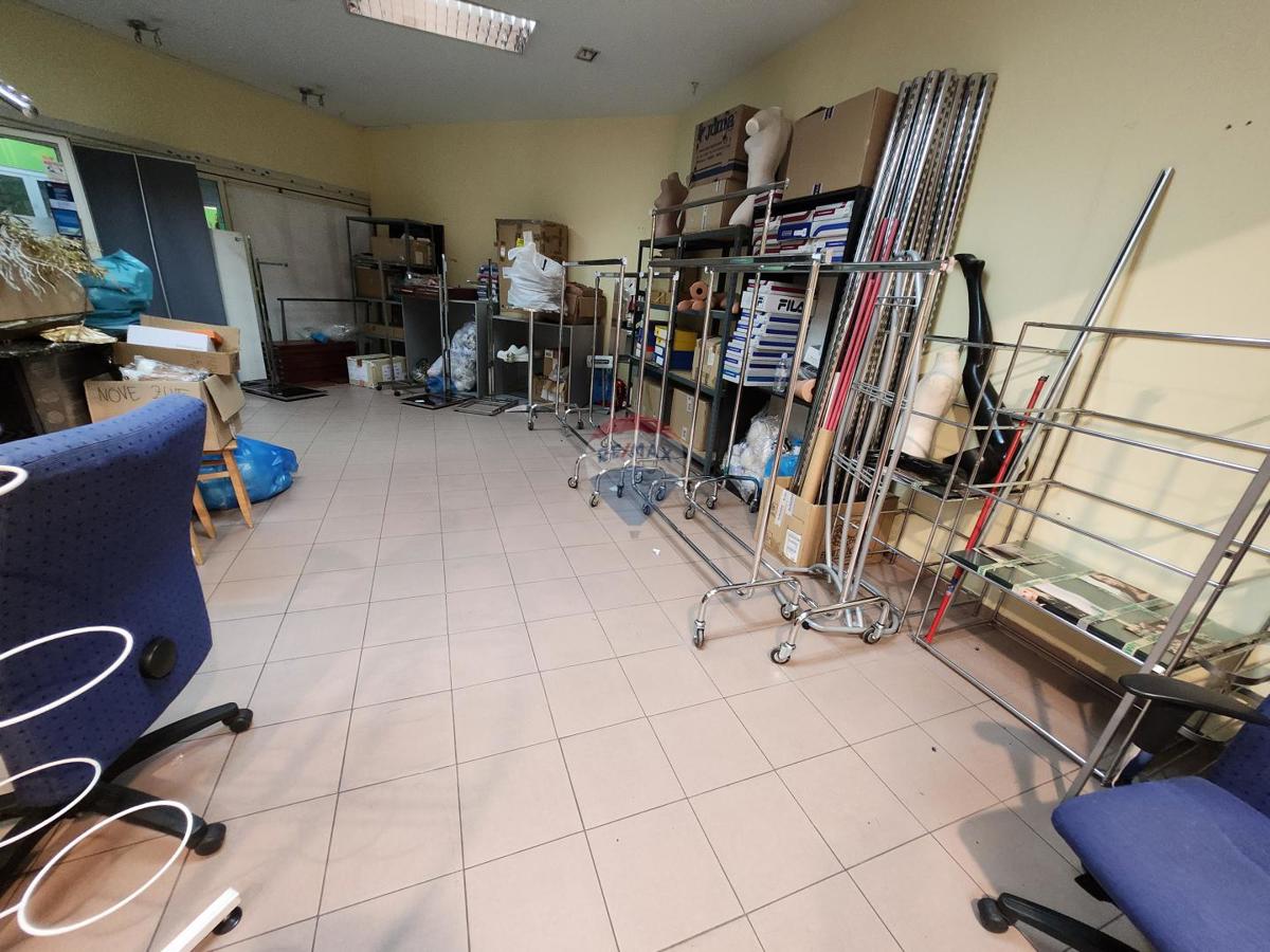 Poslovni prostori Centar, Rijeka, 5,80m2