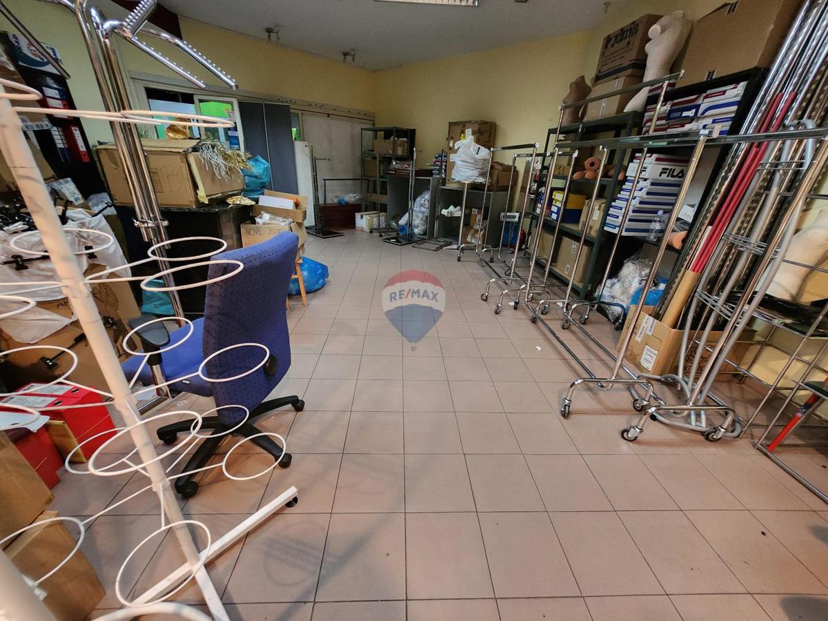 Poslovni prostori Centar, Rijeka, 5,80m2