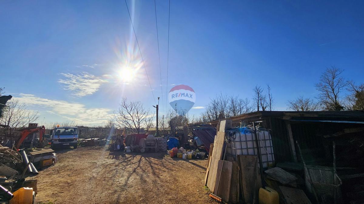 Stavbno zemljišče Umag, 524m2