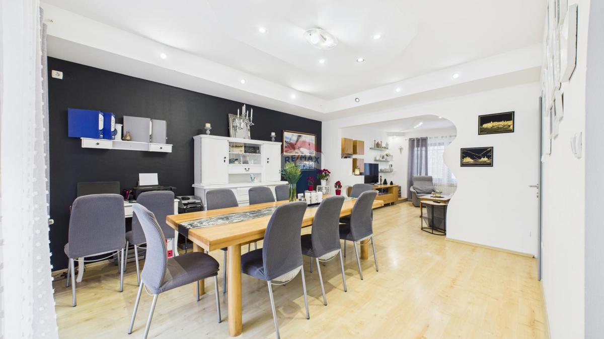 Stanovanje/Apartma Police Pirišće, Ozalj, 78m2