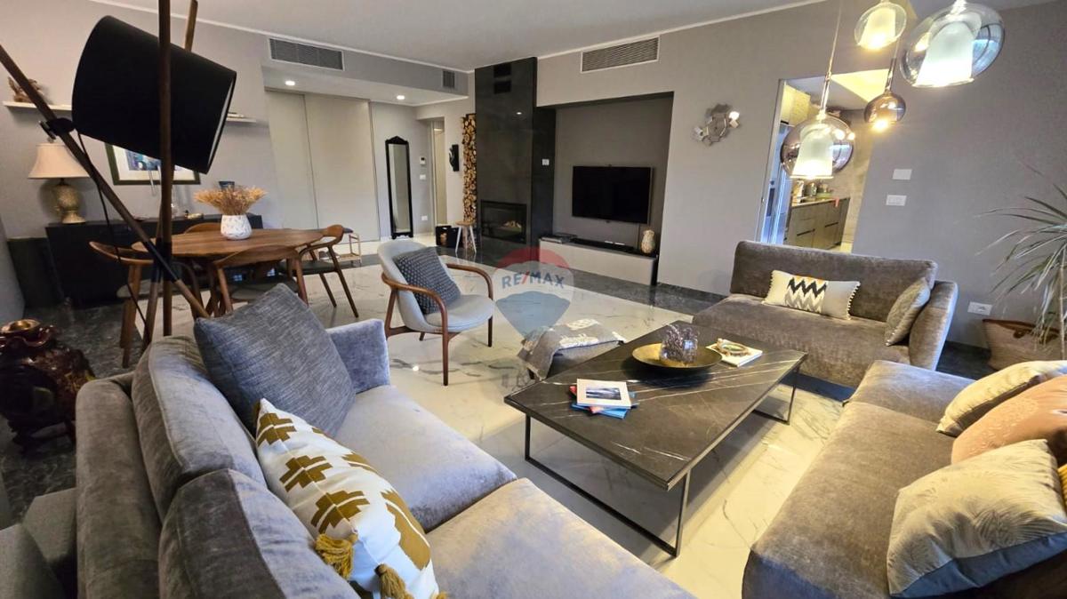 Stanovanje/Apartma Rovinj, 166m2