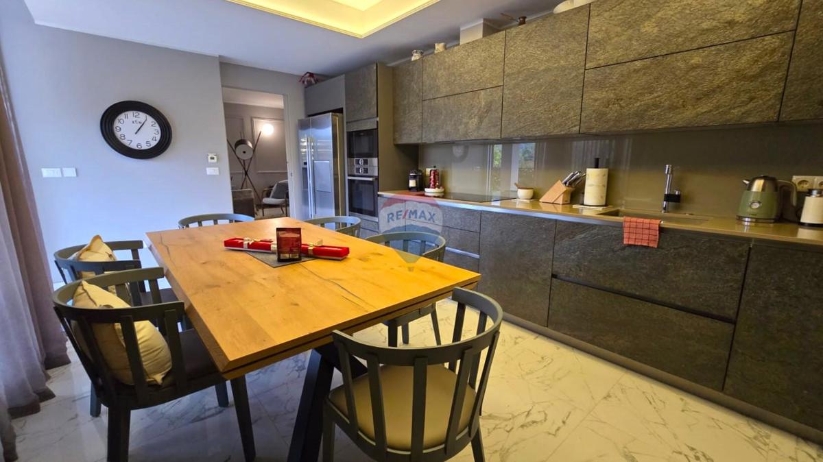 Stanovanje/Apartma Rovinj, 166m2