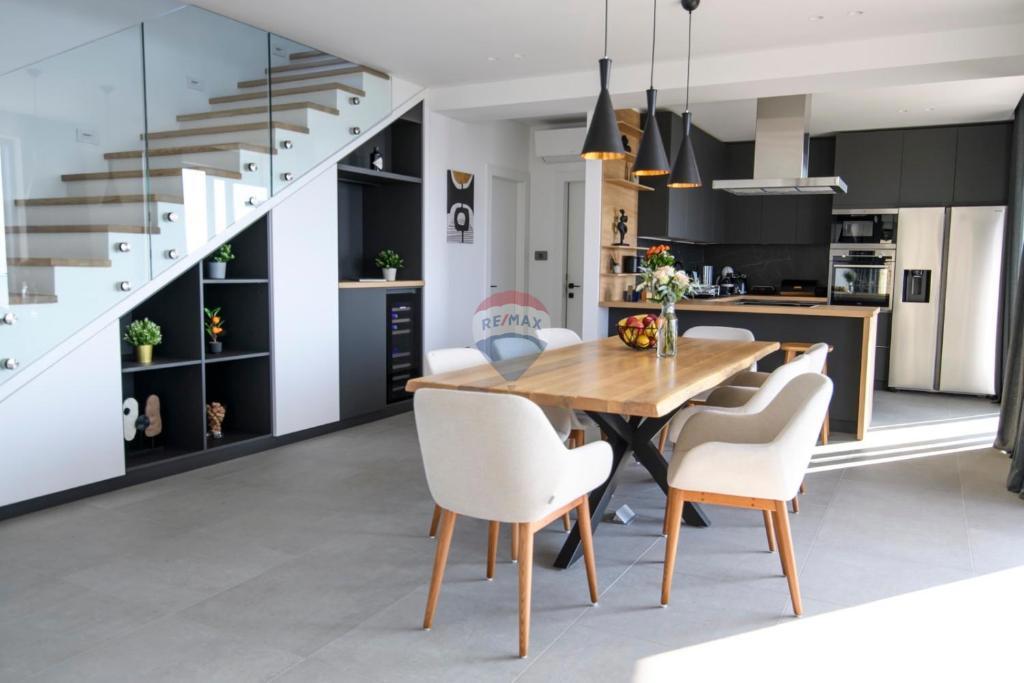 Hiša Medveja, Lovran, 235m2