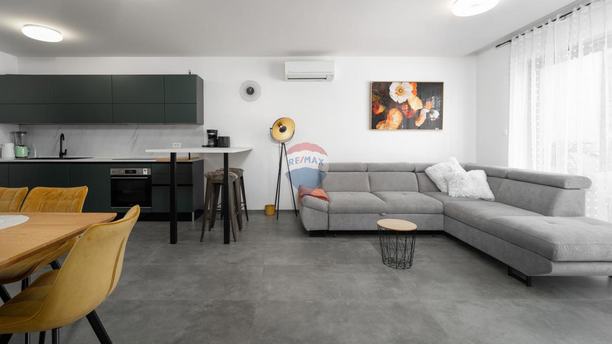 Stanovanje/Apartma Funtana, 99m2