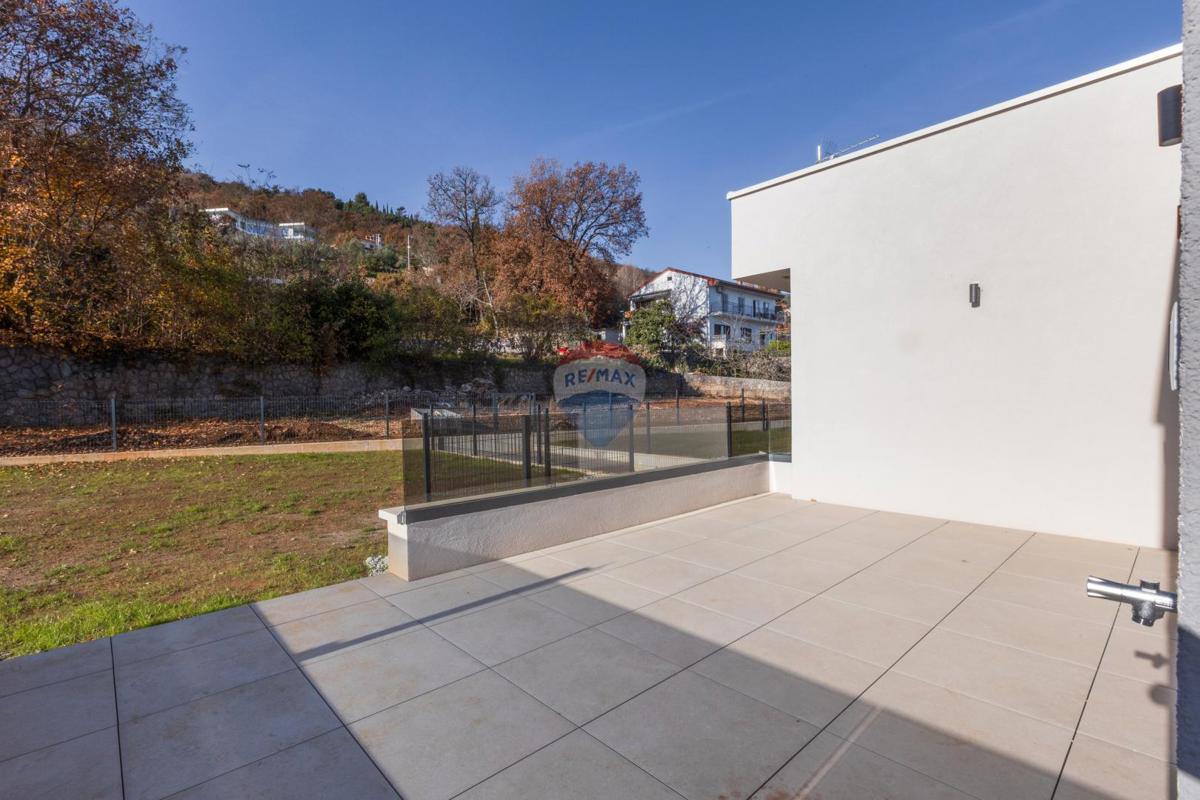 Stanovanje/Apartma Lovran, 172,07m2