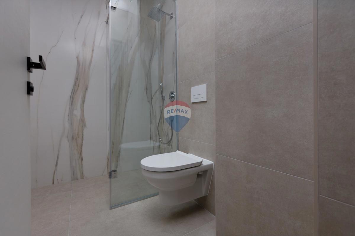 Stanovanje/Apartma Lovran, 172,07m2