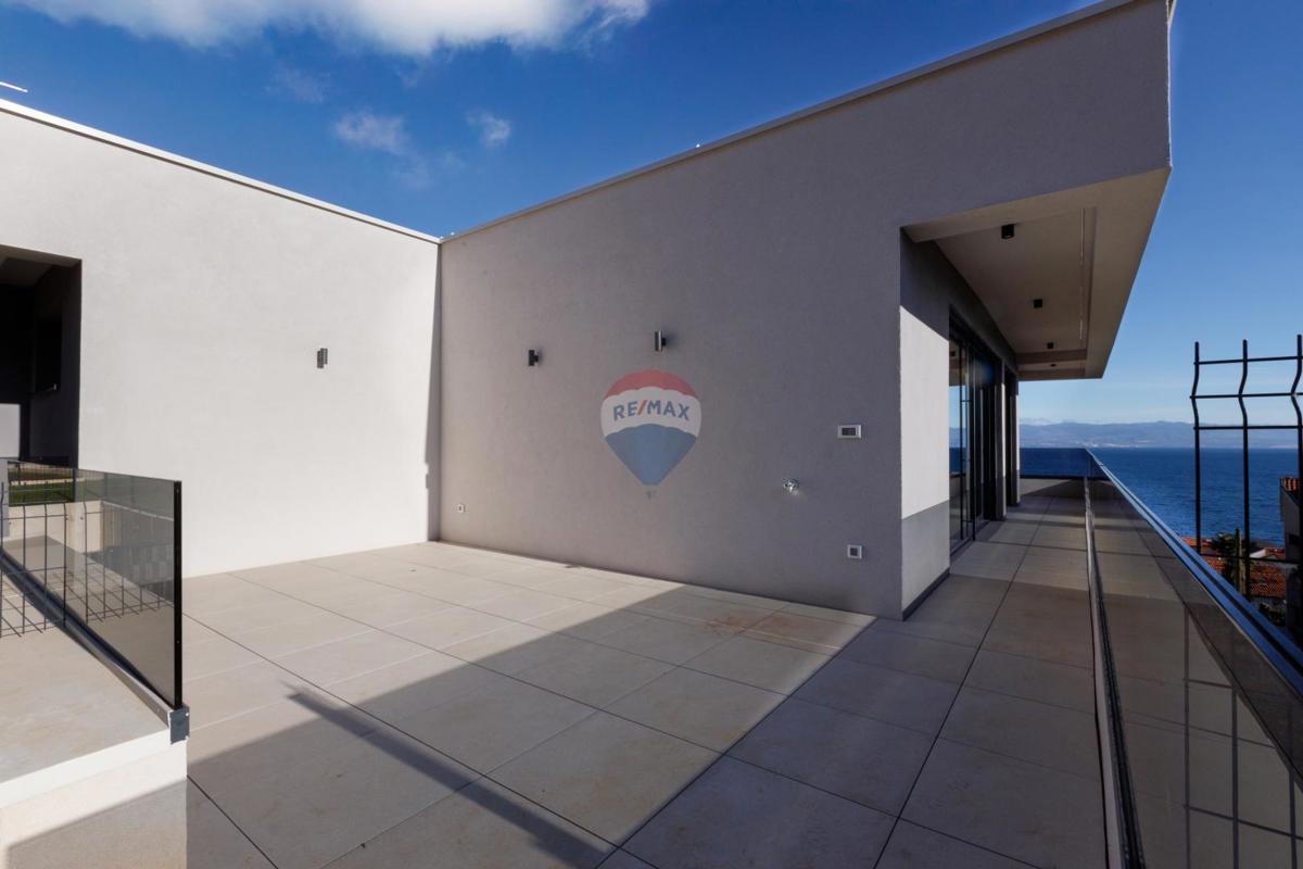 Stanovanje/Apartma Lovran, 172,07m2