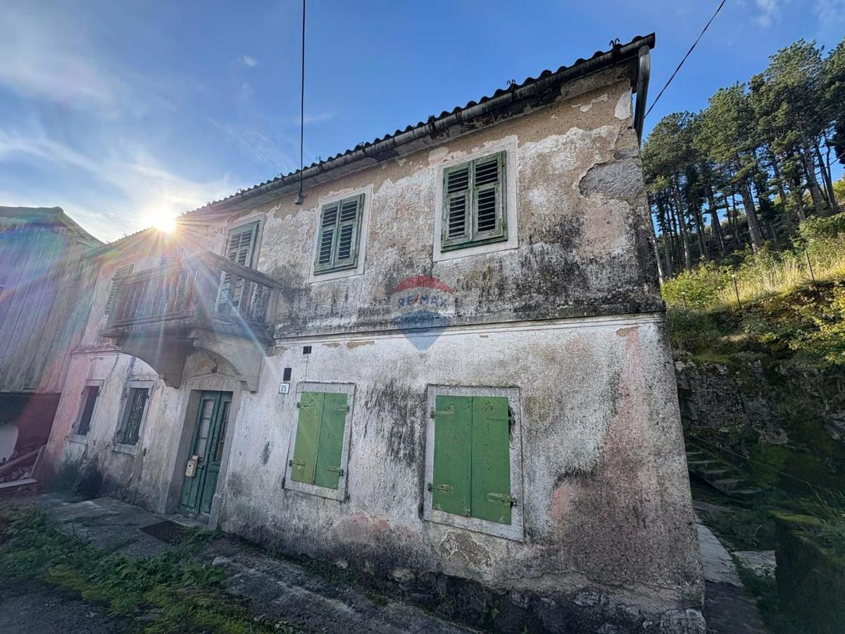 Hiša Studena, Klana, 220m2