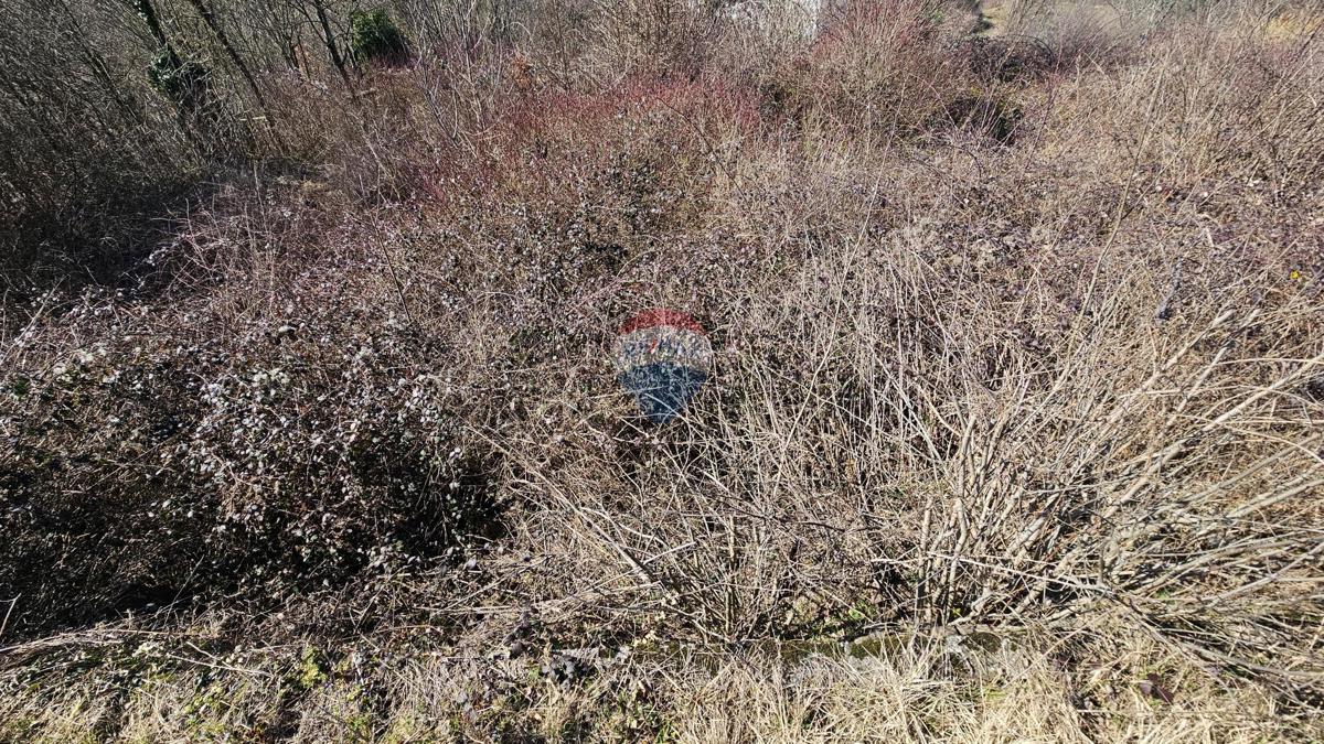 Stavbno zemljišče Brdce, Matulji, 712m2