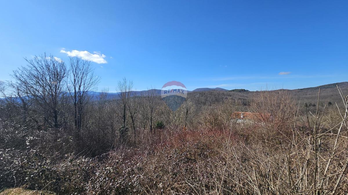 Stavbno zemljišče Brdce, Matulji, 712m2