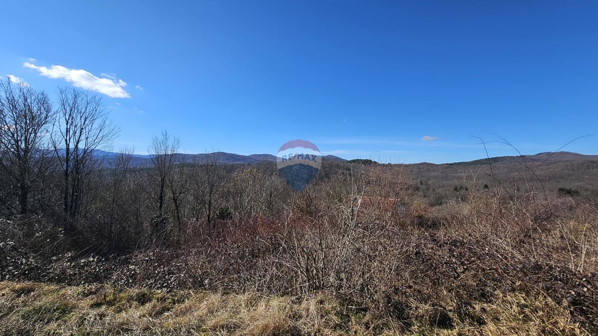 Stavbno zemljišče Brdce, Matulji, 712m2