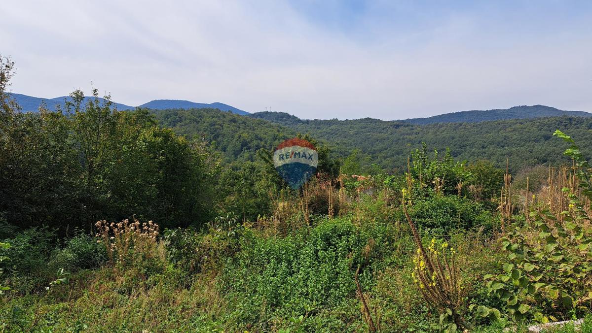 Stavbno zemljišče Brdce, Matulji, 712m2