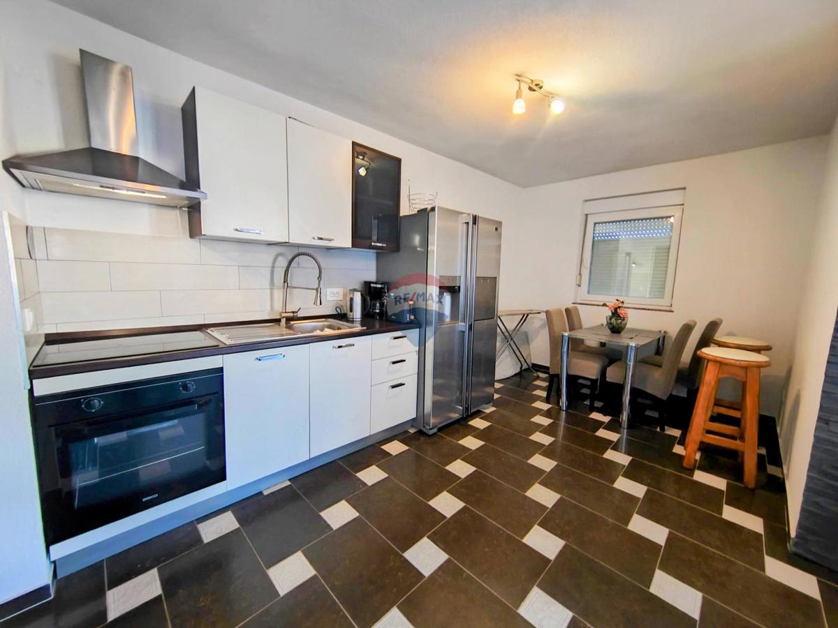 Hiša Klimno, Dobrinj, 400m2