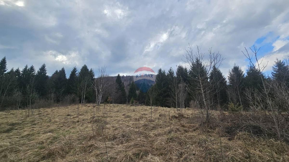 Stavbno zemljišče Vujnovići, Vrbovsko, 1.300m2