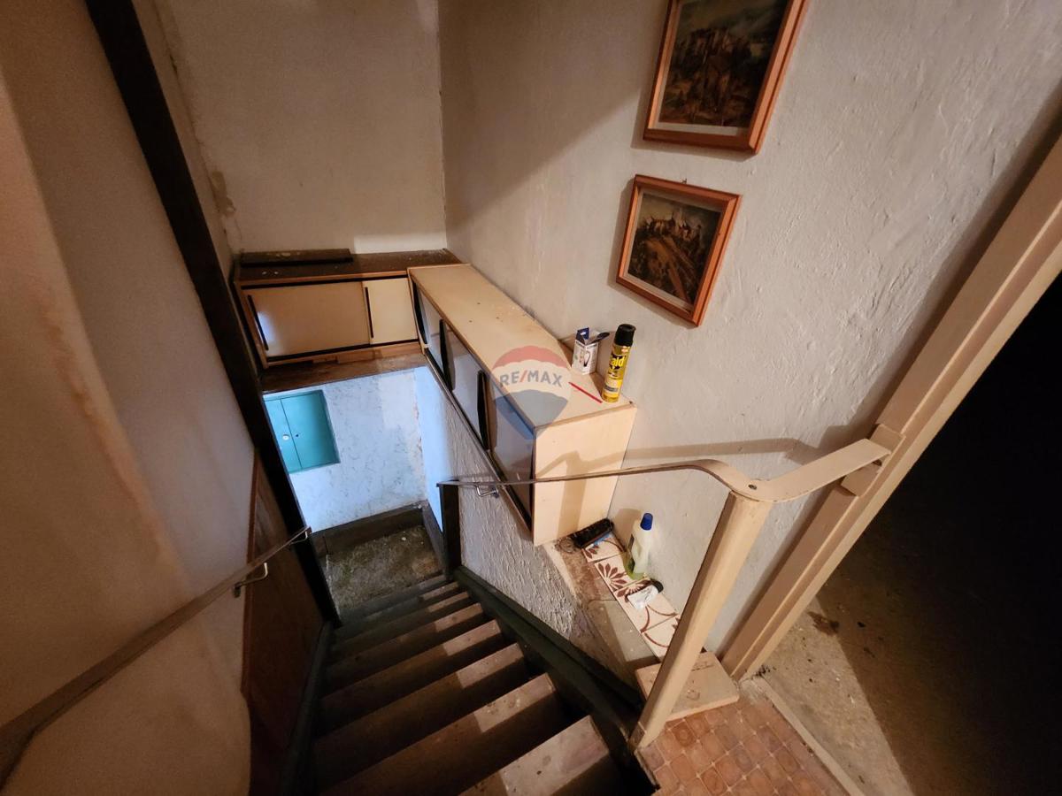 Hiša Sovinjak, Buzet, 165,50m2