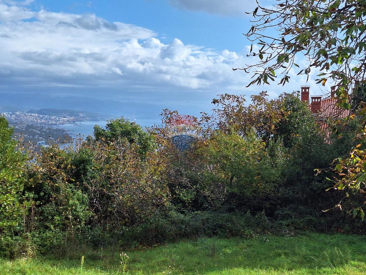 Stavbno zemljišče Mihotići, Matulji, 941m2