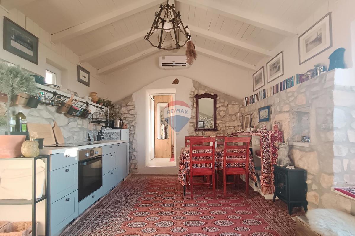 Hiša Obrš, Mošćenička Draga, 78m2