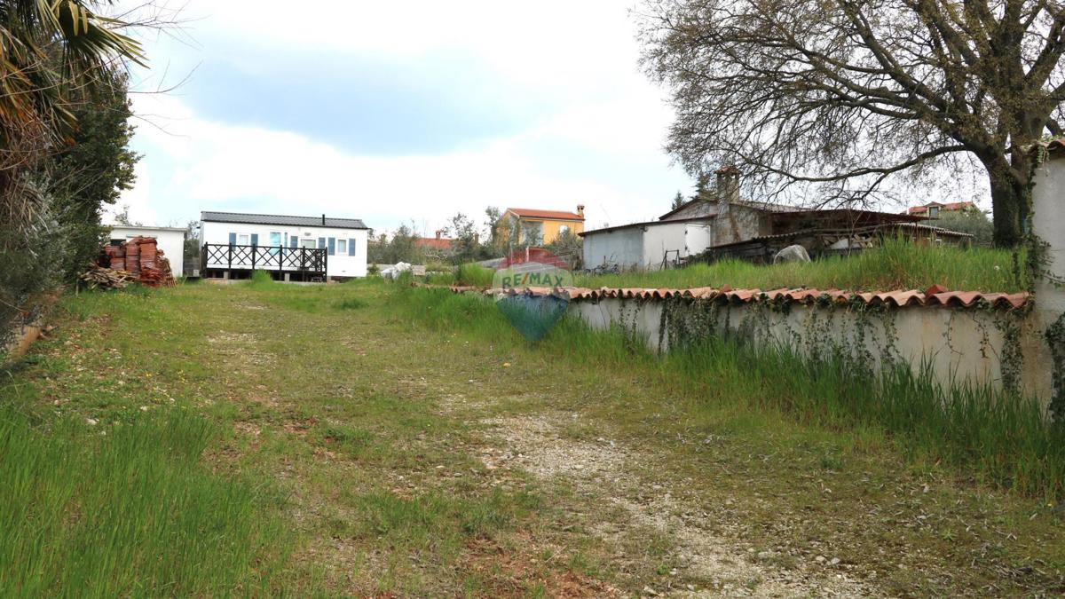 Stavbno zemljišče Kaštelir, Kaštelir-Labinci, 907m2