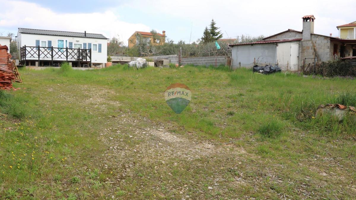 Stavbno zemljišče Kaštelir, Kaštelir-Labinci, 907m2