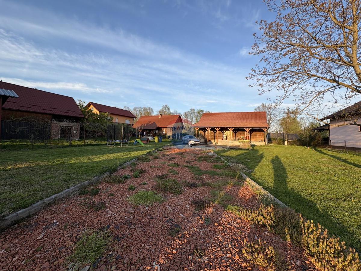 Hiša Posavski Bregi, Ivanić-Grad - Okolica, 92m2