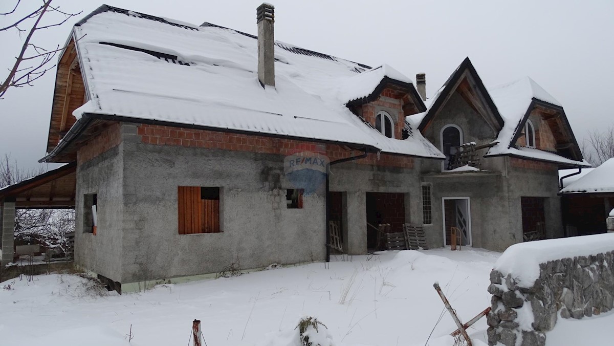 Hiša Mrkopalj, 500m2