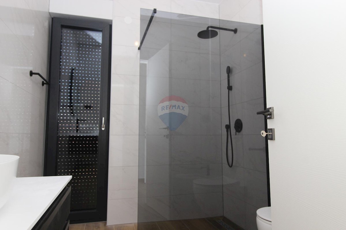 Hiša Krančići, Kaštelir-Labinci, 220m2