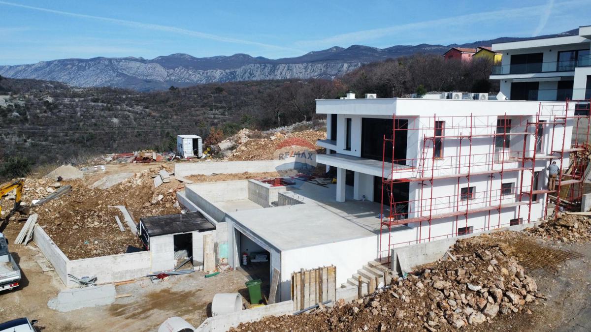 Hiša Crikvenica, 430m2