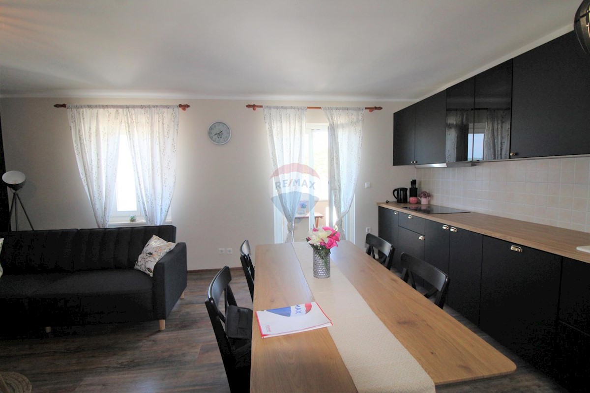 Valun, Cres, 83m2