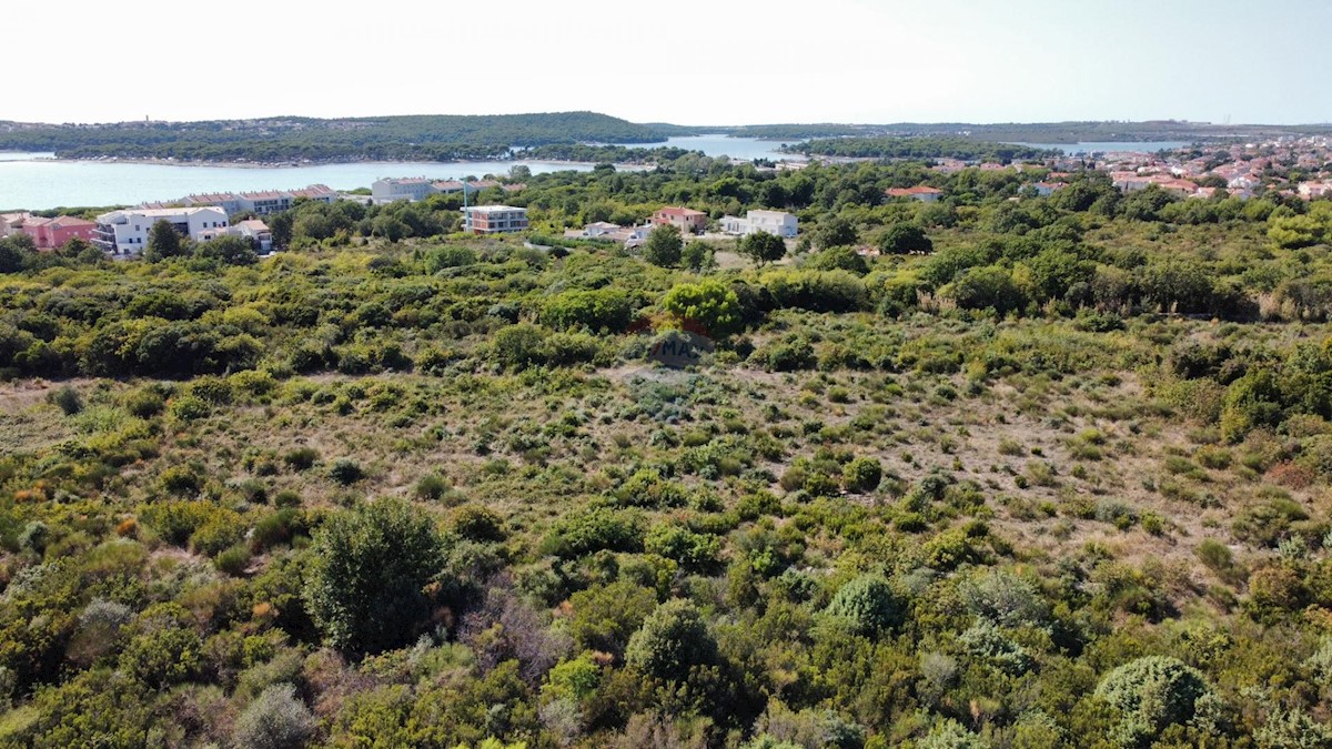 ISTRIA, MEDULIN - Building plot 3445 m2 intended for Touristic village