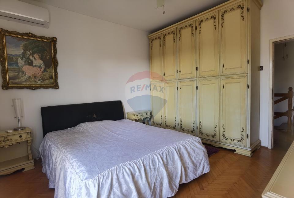 Hiša Nova Veruda, Pula, 240m2