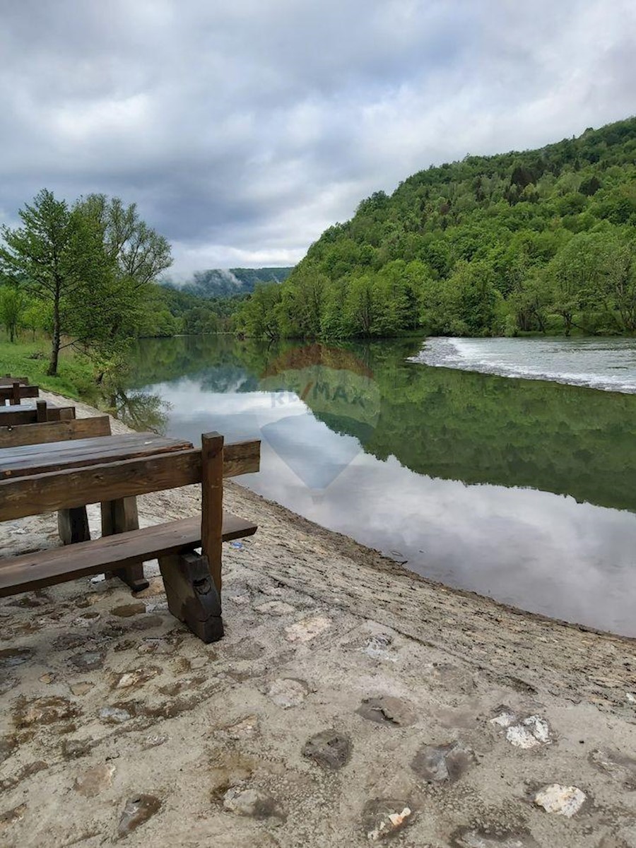 Hiša Severin na Kupi, Vrbovsko, 140m2