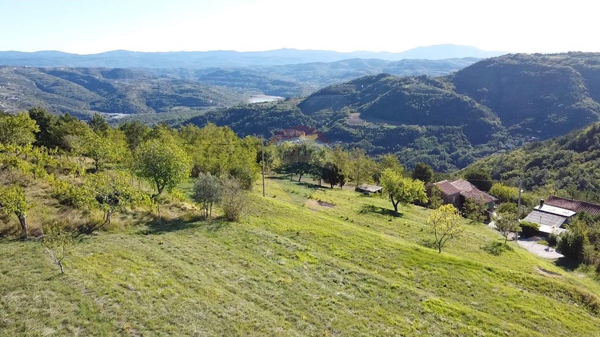 Stavbno zemljišče Zamask, Pazin - Okolica, 1.276m2