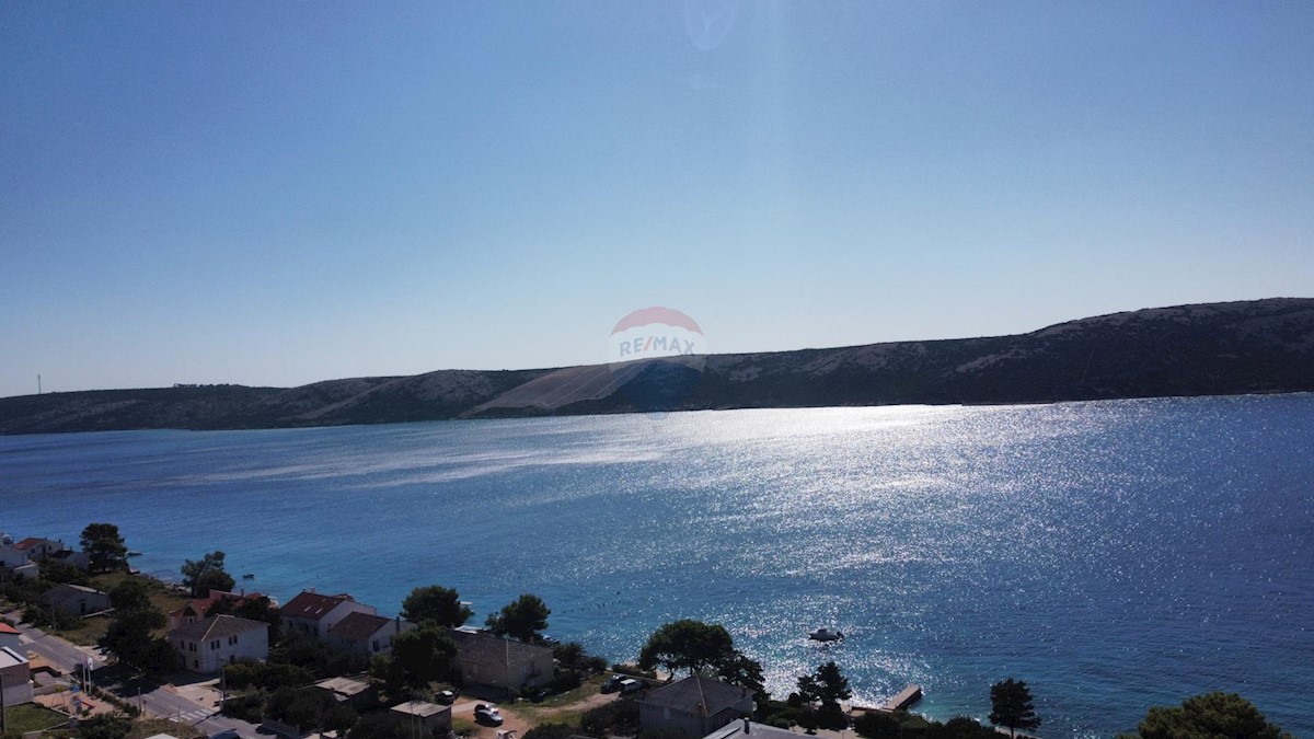 Otok Pag, Stara Novalja, moderna hiša z bazenom