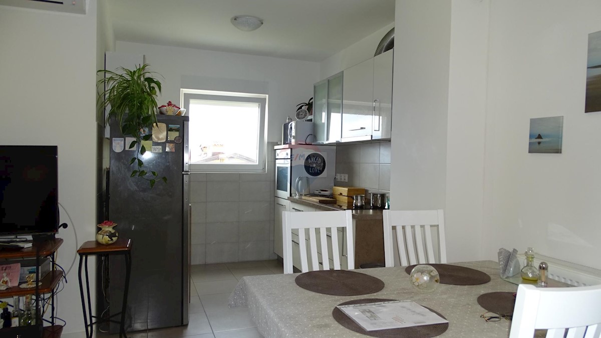 Stanovanje/Apartma Hosti, Rijeka, 80m2