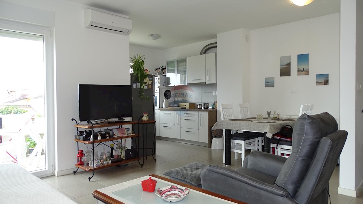 Stanovanje/Apartma Hosti, Rijeka, 80m2
