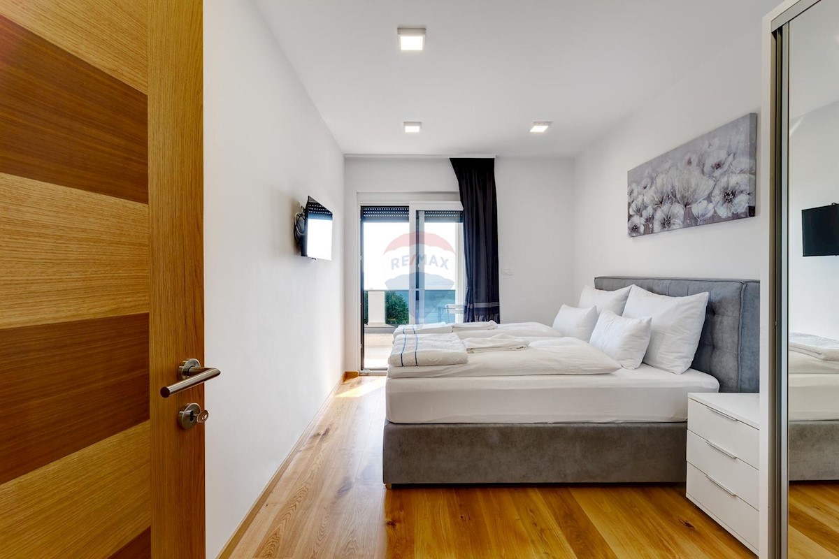 Hiša Dramalj, Crikvenica, 202m2
