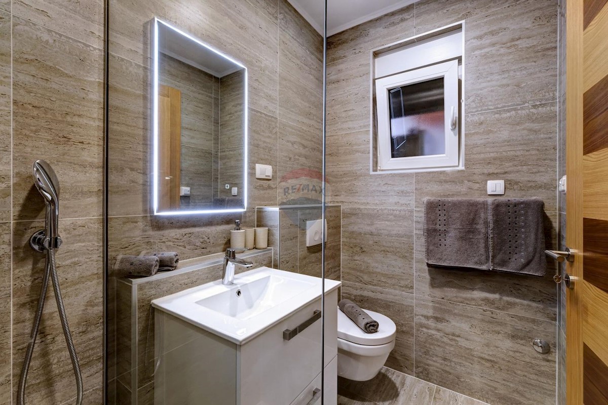 Hiša Dramalj, Crikvenica, 202m2