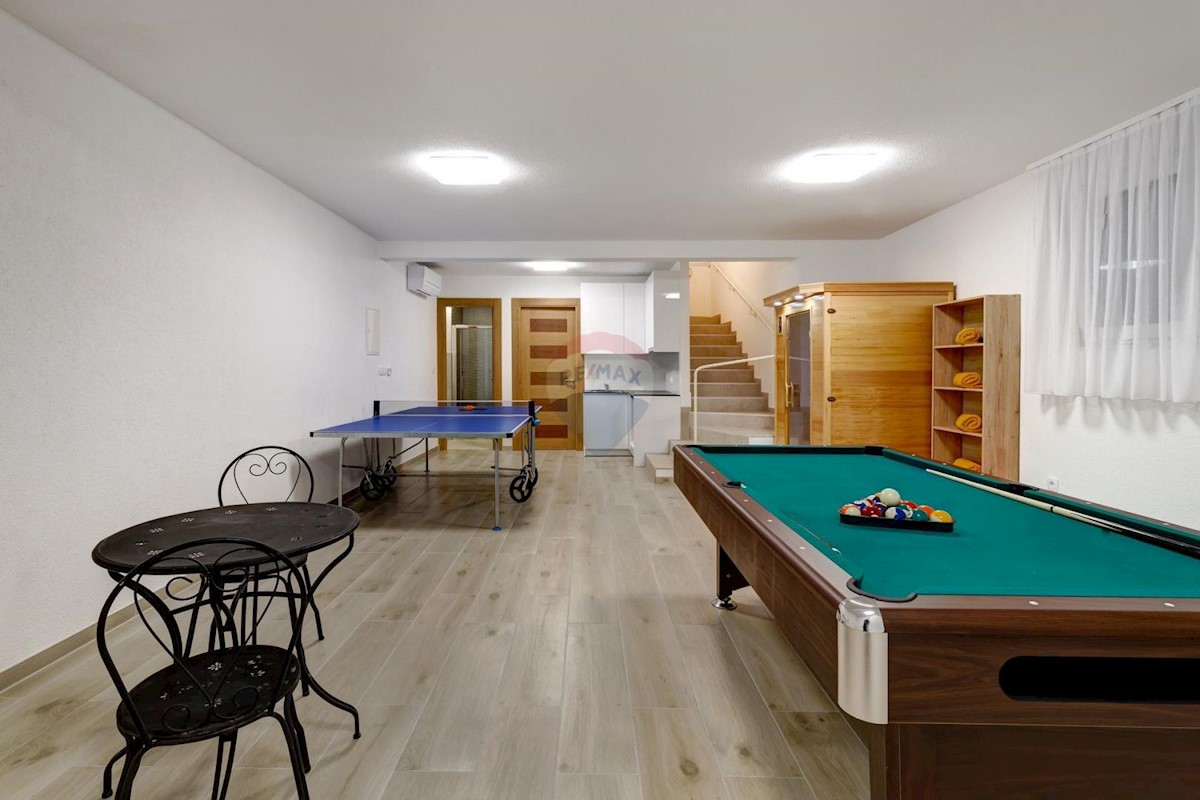 Hiša Dramalj, Crikvenica, 202m2