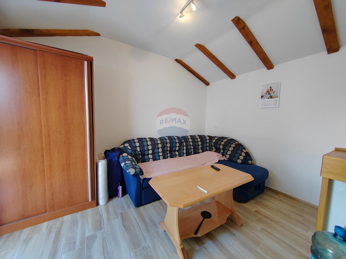Hiša Milovčići, Malinska-Dubašnica, 100m2