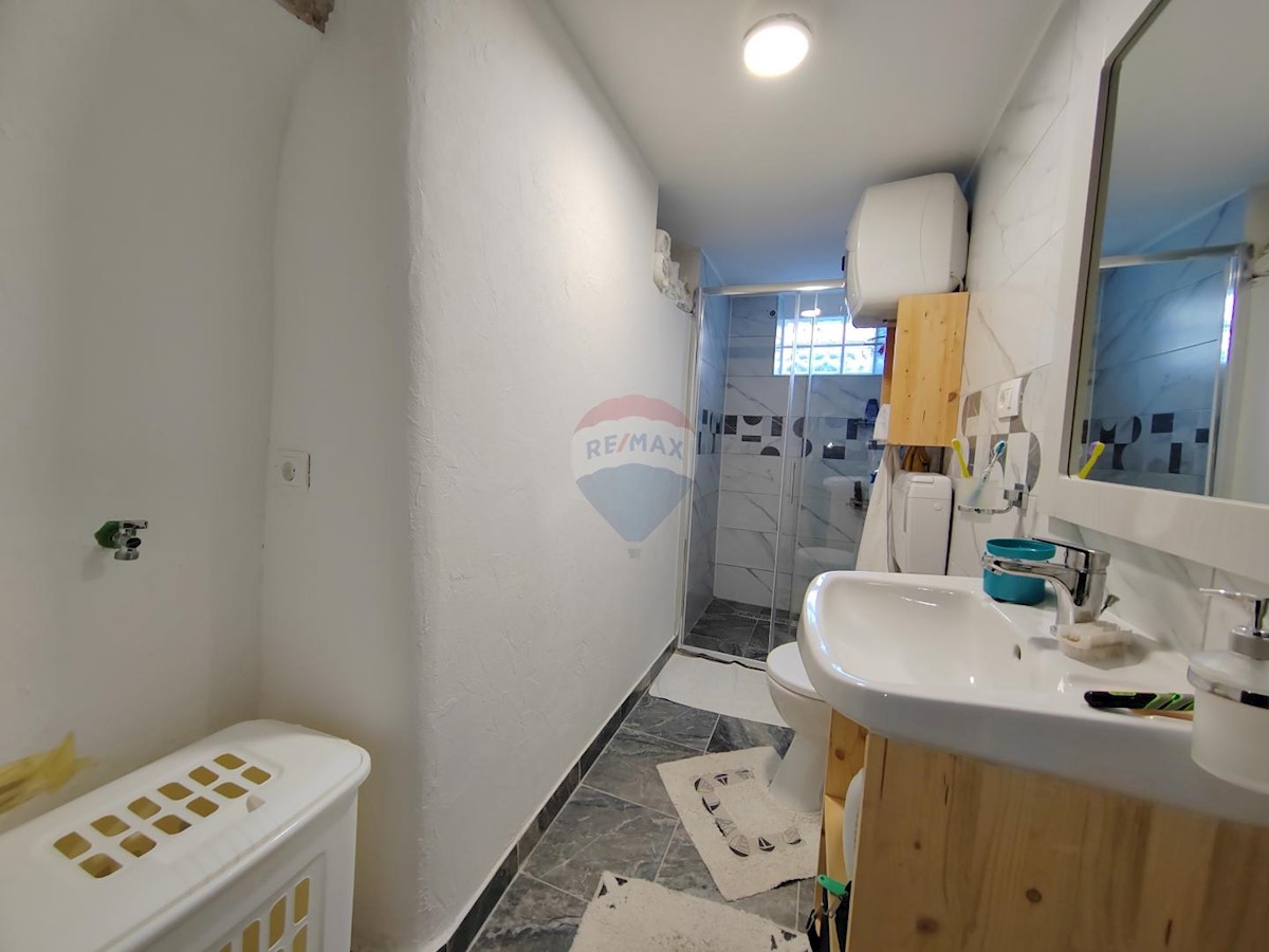 Hiša Milovčići, Malinska-Dubašnica, 100m2