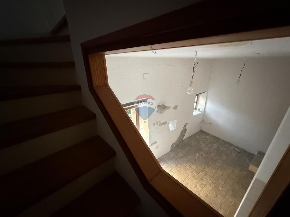 ISTRIA, PIĆAN - Old house 70 m2