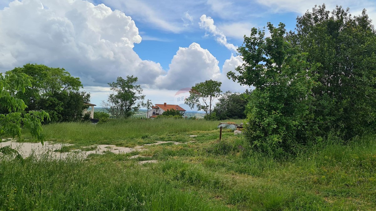 Stavbno zemljišče Kaštelir, Kaštelir-Labinci, 932m2