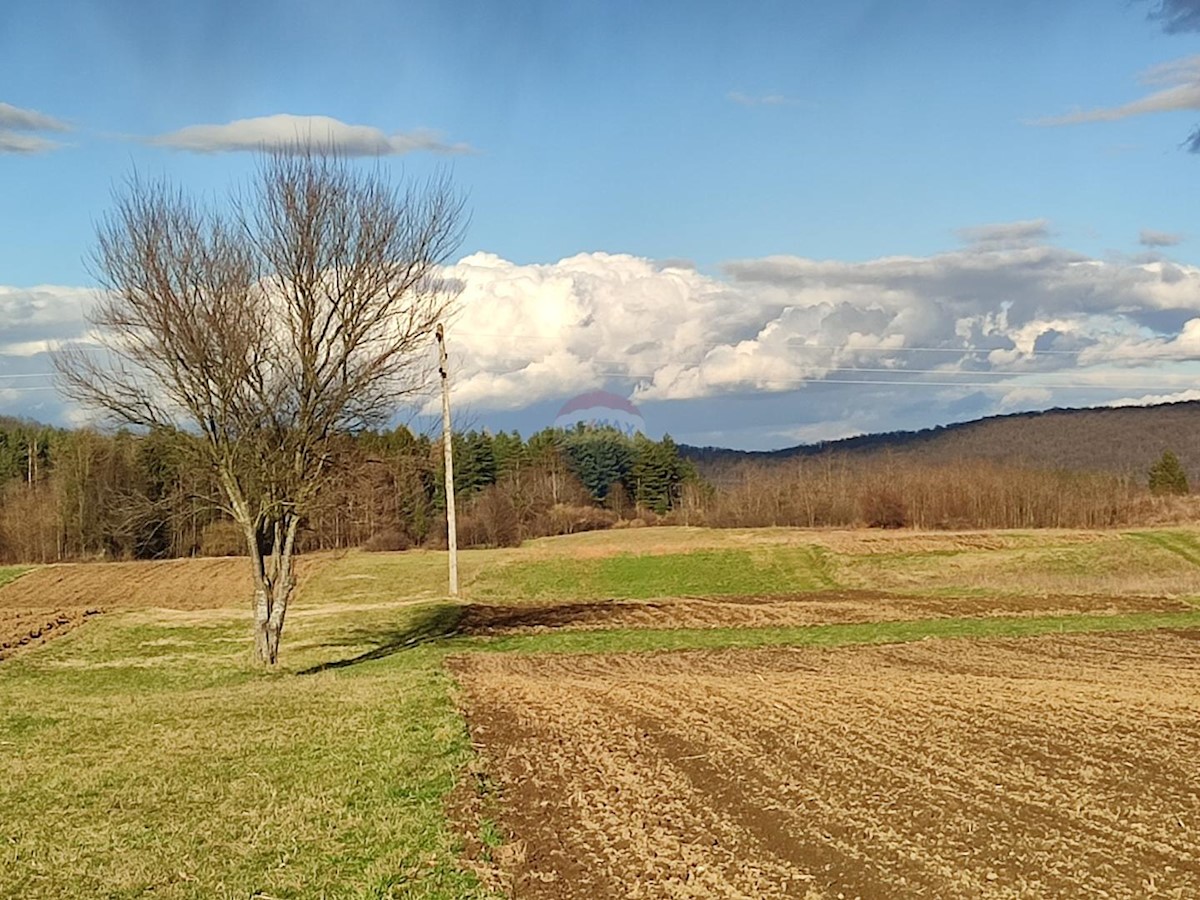 Stavbno zemljišče Otok Oštarijski, Ogulin, 4.476m2