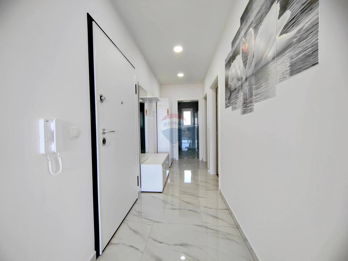 Stanovanje/Apartma Malinska, Malinska-Dubašnica, 81m2