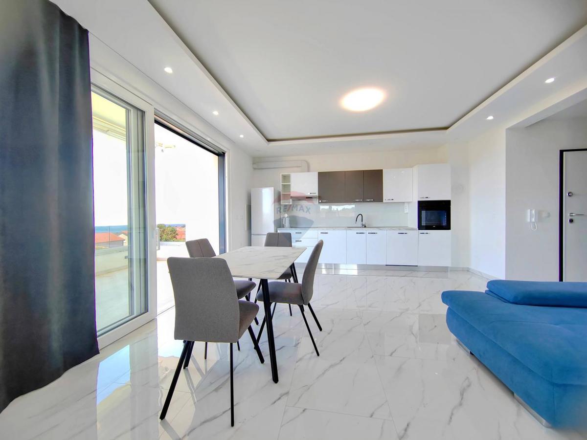 Stanovanje/Apartma Malinska, Malinska-Dubašnica, 81m2