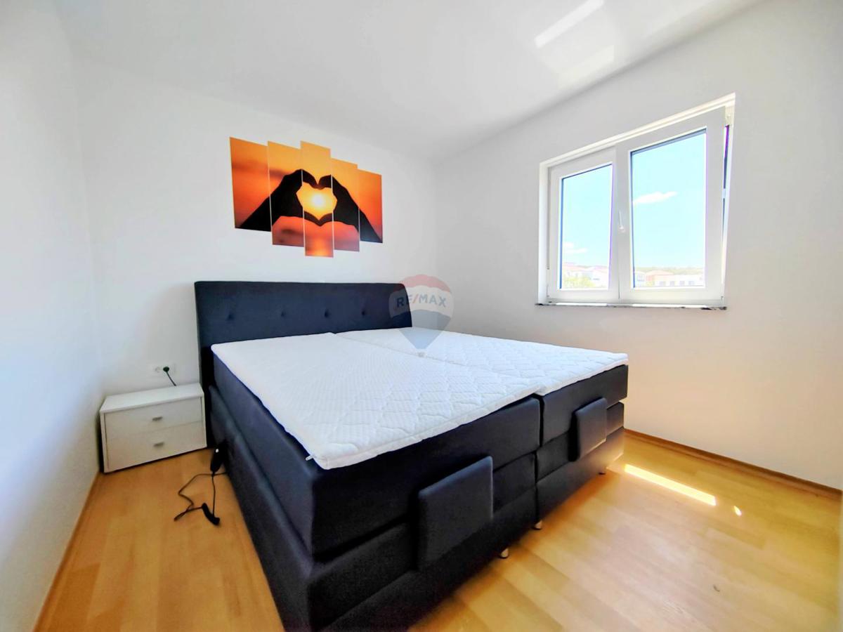 Stanovanje/Apartma Malinska, Malinska-Dubašnica, 81m2