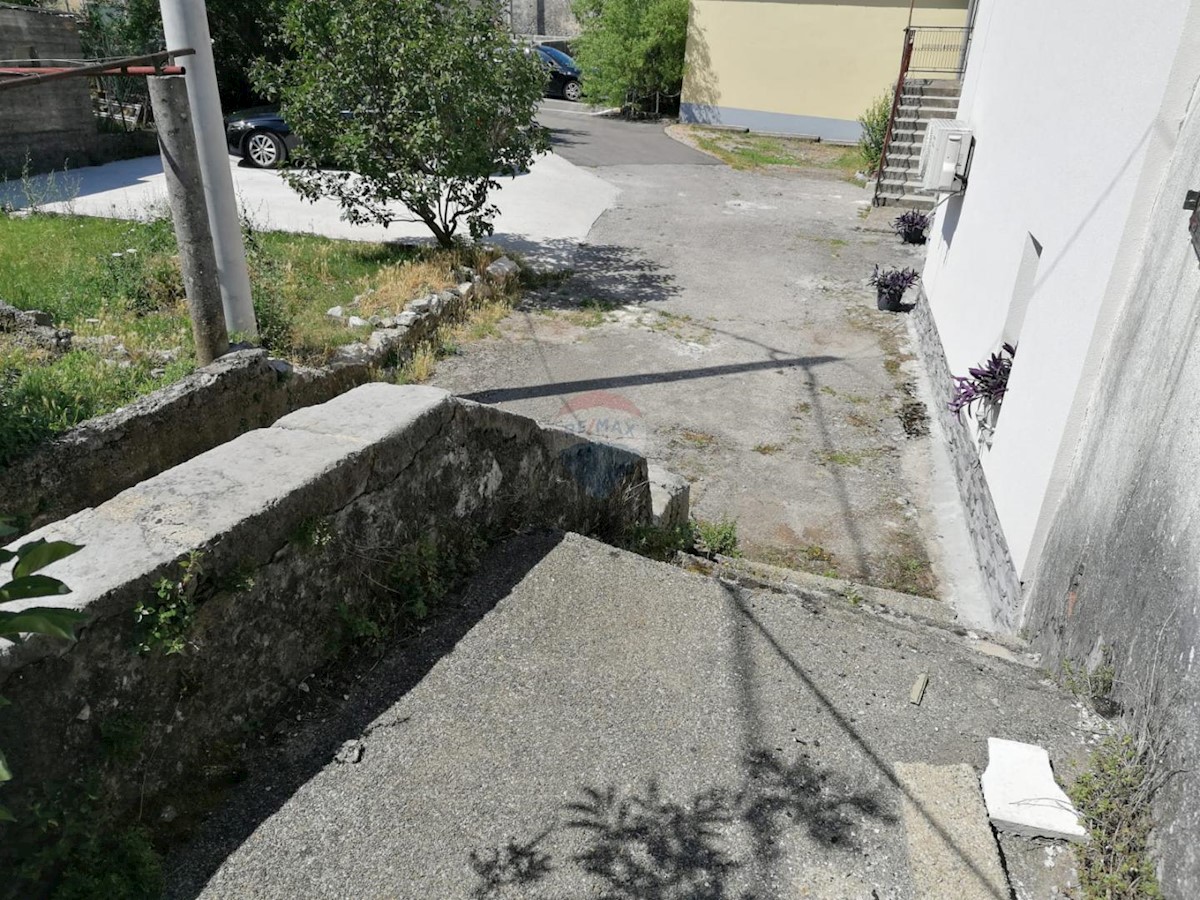 Hiša Dražice, Jelenje, 430m2