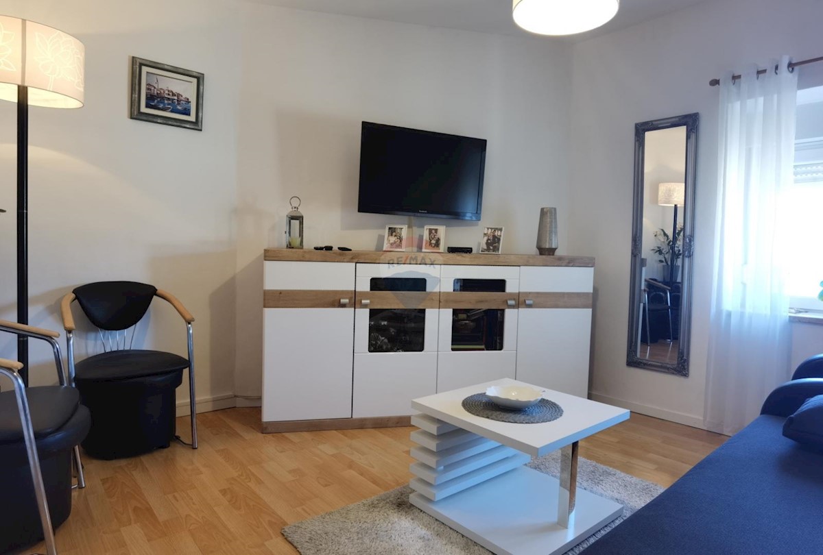 Stanovanje/Apartma Širi centar, Pula, 51,80m2